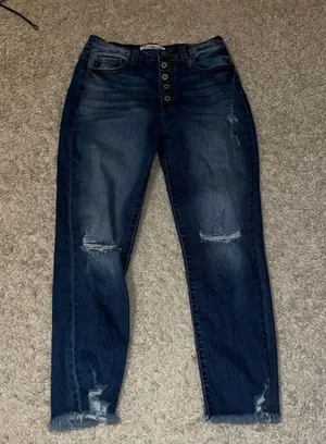 KanCan USA High Rise Distressed Jeggings Size 9/28 thumbnail 2
