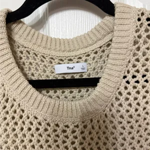 TNA‎ x ARITZIA dundas open knit sweater vest tan size large thumbnail 6