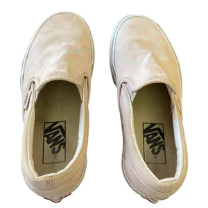 Vans Off The Wall Pink White Slip On Shoes Size 5 thumbnail 4