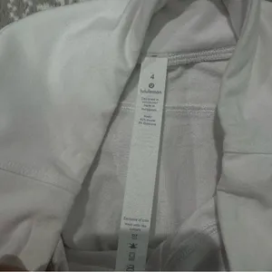 Lululemon Blissed‎ Out Culottes 21" In White Size 4 thumbnail 7