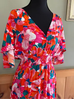Abel the Label floral print dress with smocked waist and a high-low hem size M thumbnail 2