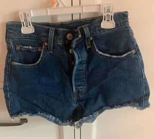 Levi’s 501 shorts thumbnail 1
