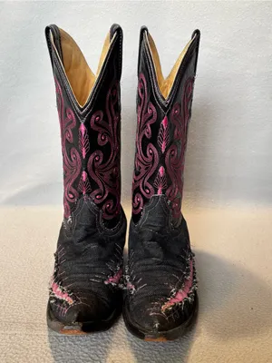 White Diamonds sz 8 Black & Pink Western Cowgirl Boots - Distressed Black Denim thumbnail 3