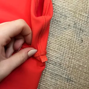 Lululemon power pivot tank thumbnail 3