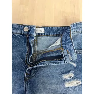 ZARA Blue Denim Distressed Shorts Size 6 Cotton High-Rise Raw-Hem Summer Beach thumbnail 7