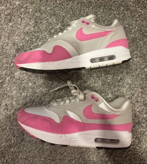 Pink Nike Max Air Women’s thumbnail 1