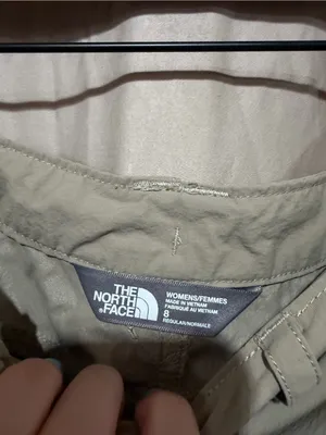 North face shorts thumbnail 3