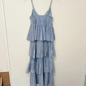 SAYLOR Jameela Midi Dress in Indigo‎ size Large Tiered thumbnail 3