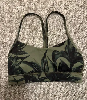 Lululemon Sports Bra thumbnail 1