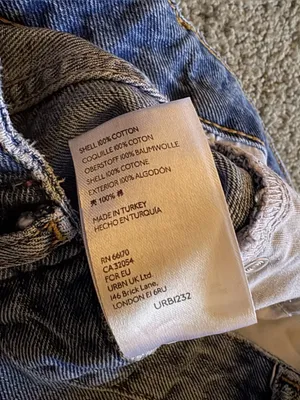 BDG Urban Outfitters Mom High Rise Jeans Womens Size 28 Denim 100% Cotton 90s thumbnail 7