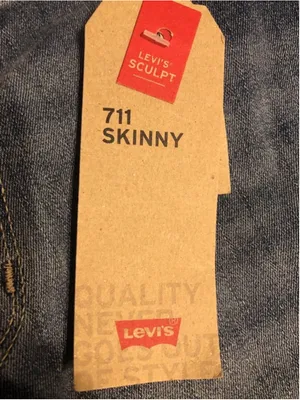 Levi's 711 Skinny Mid Rise Sculpting Jeans Size 22W M Blue Denim NWT thumbnail 6