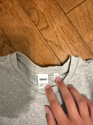 Aritzia TNA Long Sleeve thumbnail 2