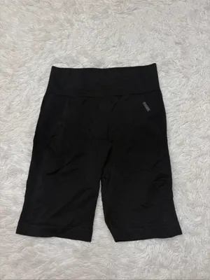 Gymshark black biker shorts size L thumbnail 2