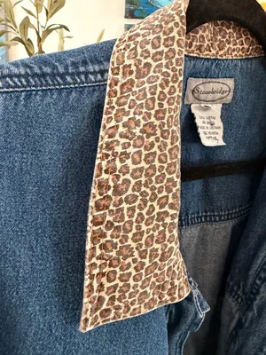 Y2K Vintage Western Country Boho Chic Leopard Print Beaded Trim Denim Jacket thumbnail 9
