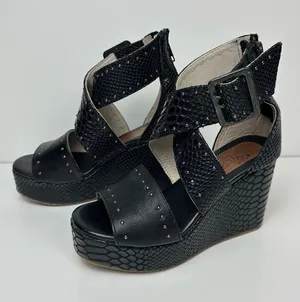 Freebird Terra Wedge Sandals Black Size 5 thumbnail 1