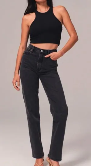Abercrombie & Fitch Ultra High Rise 90s Straight Jean thumbnail 1