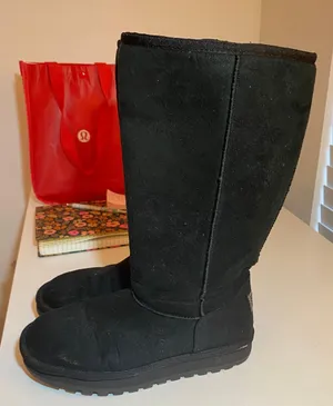 Skechers Australia Womens Winter Boots Black Round Toe Pull On Faux Fur Lined thumbnail 1
