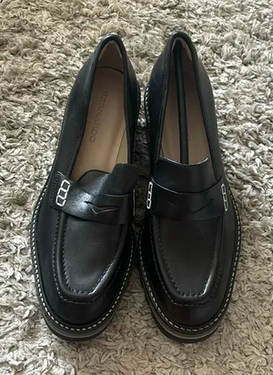 Bernardo Heeled Loafers thumbnail 1