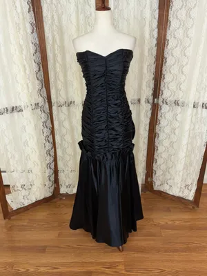 Gorgeous Vintage 90s Gunne Sax Taffeta Prom Gown thumbnail 3