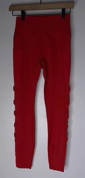 NWT Halara‎ Speedwave Red 7/8 Leggings Size Small thumbnail 1