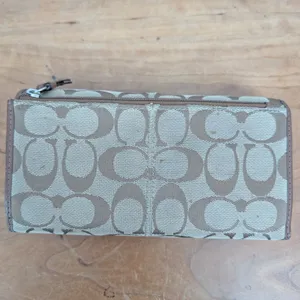 Coach Trifold Ladies Long Wallet thumbnail 4