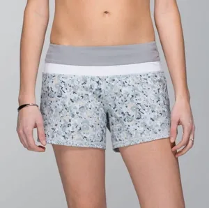 Lululemon Groovy Run Shorts thumbnail 2
