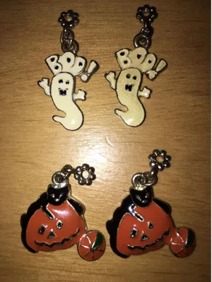 Bundle 2 Vintage Halloween Earrings Ghosts & Pumpkins Craft Project No Backings thumbnail 1