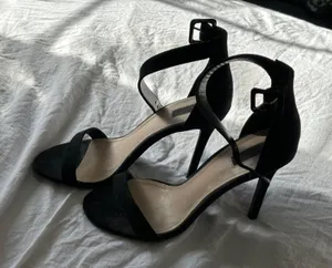 Forever 21 Black  stiletto heels thumbnail 2