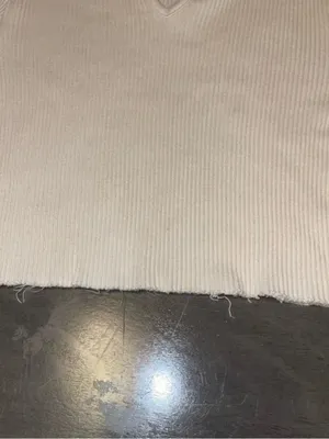 Brandy Melville Cropped Cream Long Sleeve thumbnail 6
