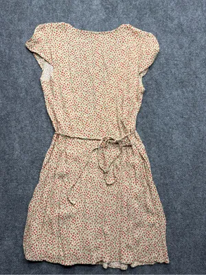 Brandy Melville Womans Small Floral Wrap Dress in Cream and Red thumbnail 6