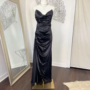 Promgirl Black Satin Strapless Long V-Neck Leg Slit Evening Dress M thumbnail 3