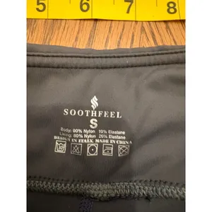 Soothfeel 2-in-1 Running Shorts Womens Small Gray Athletic Built-in Liner Pocket thumbnail 4