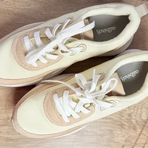 Allbirds Women's Cream and Tan Sneakers thumbnail 1