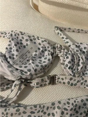 Shein Underwire Bikini Set  thumbnail 3