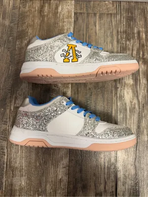 NWOB Women’s White Sneakers with Silver Glitter & Blue Laces Size 9 thumbnail 7