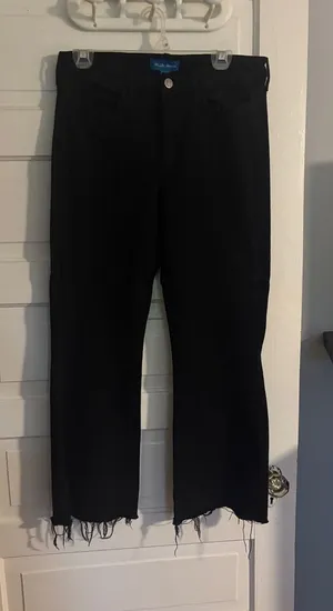 Black Women's Jeans - Classic High-Rise Cropped Frayed Hem Bell thumbnail 1