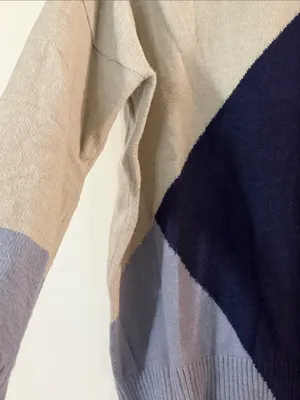 Unknown Brand Colorblock Crewneck Sweater - Navy, Light Blue & Cream thumbnail 3