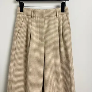 ARITZIA Wilfred The Effortless Cropped Pant in Claudine Hounds Tooth Size US 2 thumbnail 3