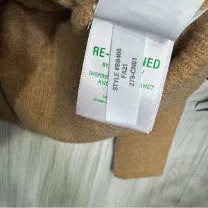 J. Crew Stretch Wool Cable Knit Crewneck Sweater Camel size M Medium BB408 thumbnail 14