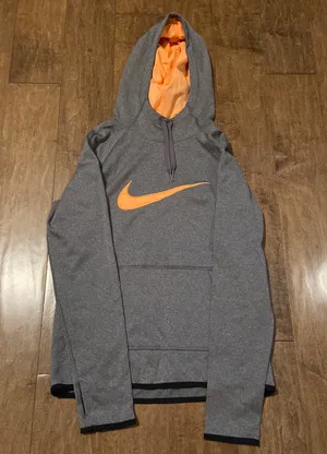 Sweatshirt thumbnail 1