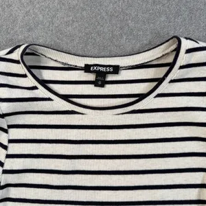 EXPRESS Women's X-Small Striped Ribbed Knit Puff Sleeve Top Cream Black Blouse thumbnail 3