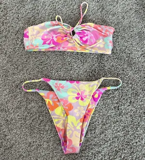 Princess Polly Bikini Set Floral thumbnail 1
