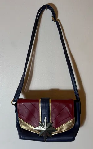 Captain Marvel Marvel Comics Crossbody Shoulder Bag‎ Purse Star Logo thumbnail 1
