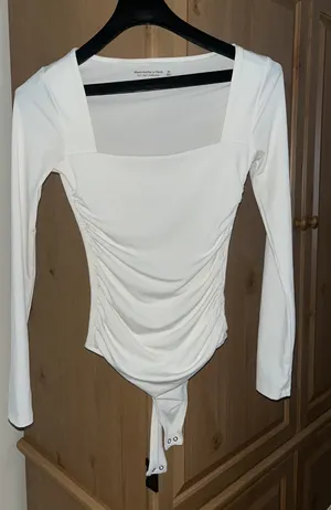 Abercrombie Bodysuit Long Sleeve thumbnail 1