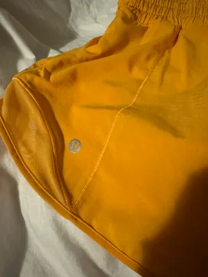 Lululemon Hotty Hot 4.0” Shorts thumbnail 4