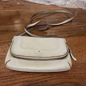 Kate‎ Spade Crossbody Bag Pebbled Leather Gray Zipper Flap Small Preppy Chic thumbnail 2