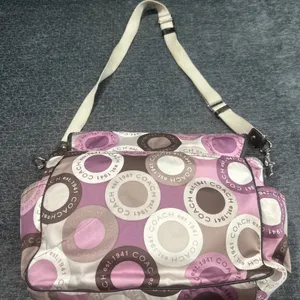 Coach Signature Snaphead F18377 Pink Multifunction Diaper Baby Messenger Bag Pad thumbnail 11
