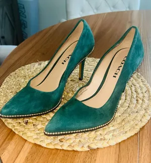 Coach heels hunter green suede  thumbnail 1