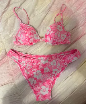 Kulani Kinis Bikini thumbnail 1