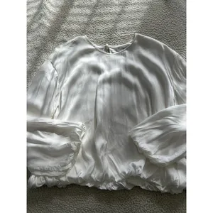 Madewell Long-Sleeve Bubble-Hem Top Winter White Lightweight Satin Lined Size 8 thumbnail 4